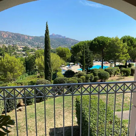 Superbe Hameau Village Cap Esterel Saint-Raphael (Var)
